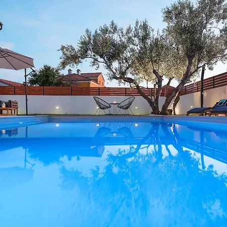 Elaia Villa