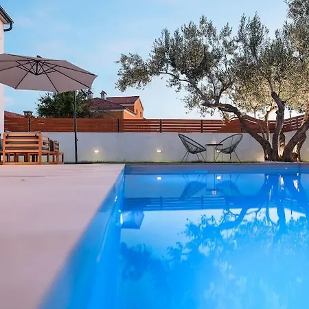 Elaia Villa