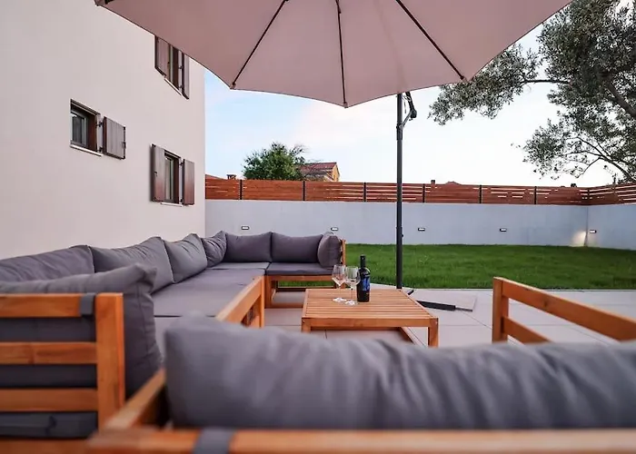 Elaia Вилла Сукошан