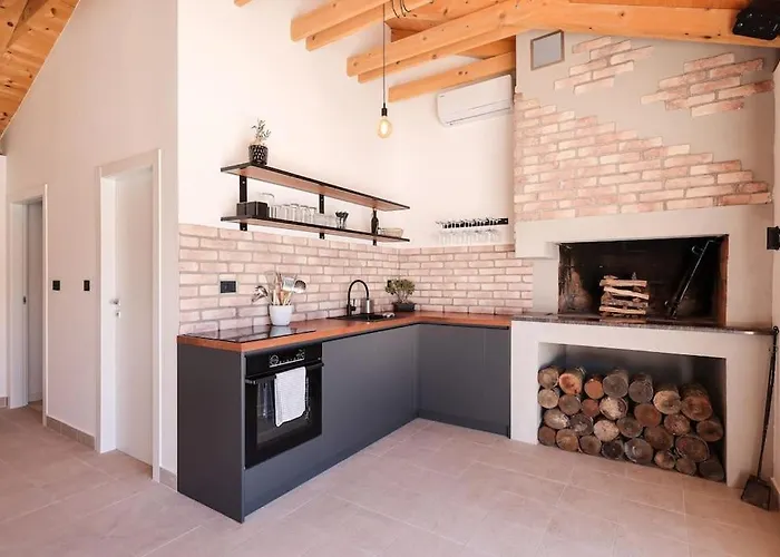 Elaia * Сукошан